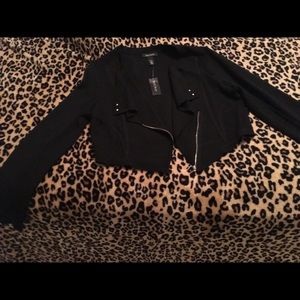 White House Black Market cropped Sweater NWT